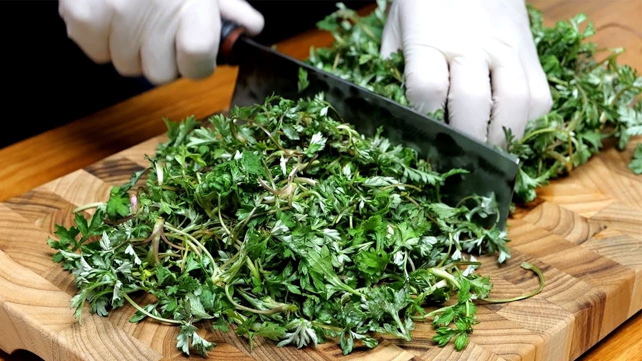 들깨 바지락 쑥국