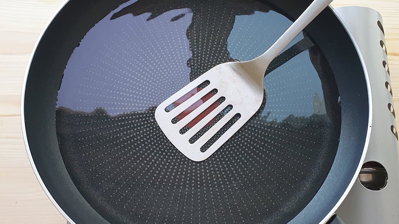 뒤집개 튀김 과자