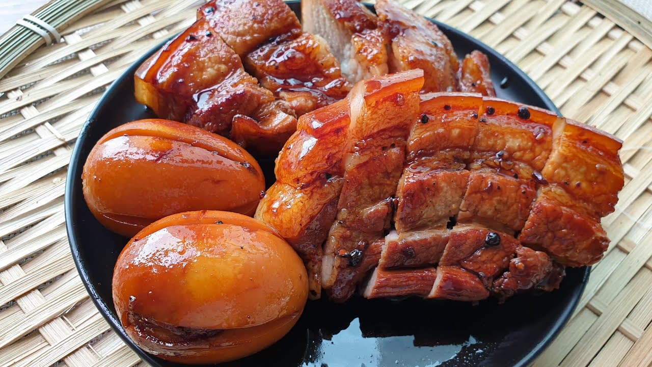 돼지고기 달걀조림