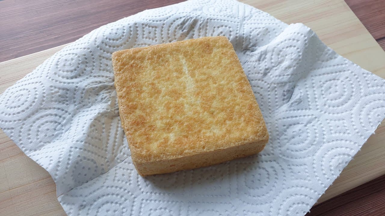 쫄깃한 튀김 두부무침