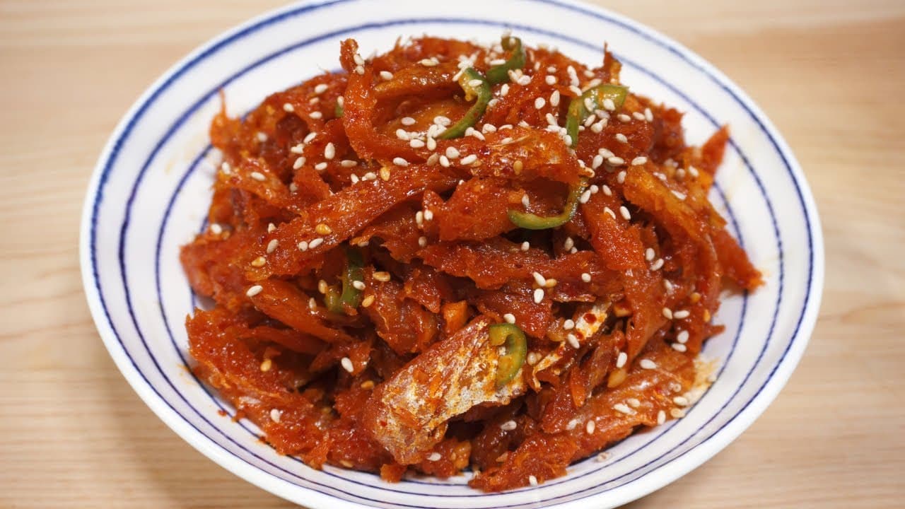 매콤 황태채볶음