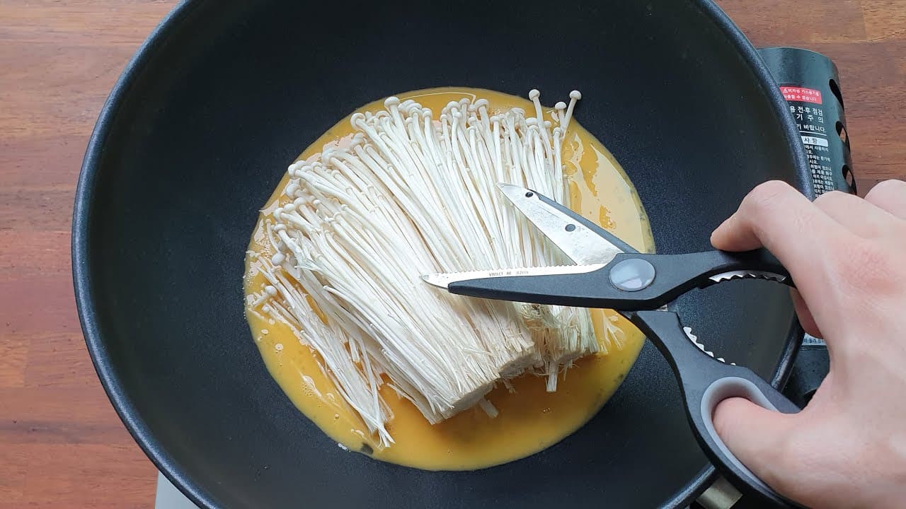 팽이버섯 계란볶음
