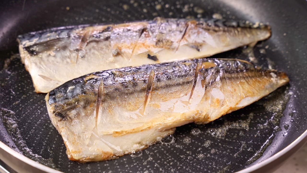 냉동 고등어 구이