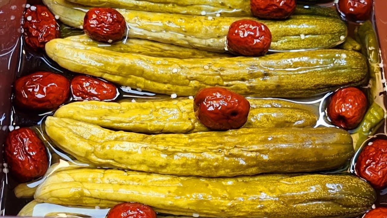 물 없이 담그는 오이지