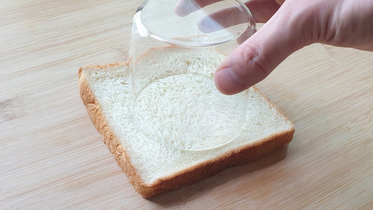 식빵 바나나 튀김 & 치즈 베이컨 토스트