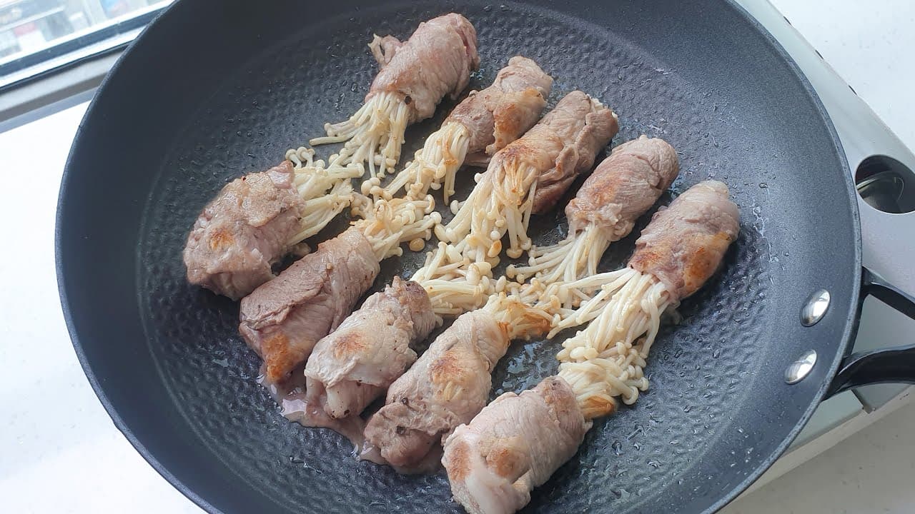 팽이버섯 고기말이