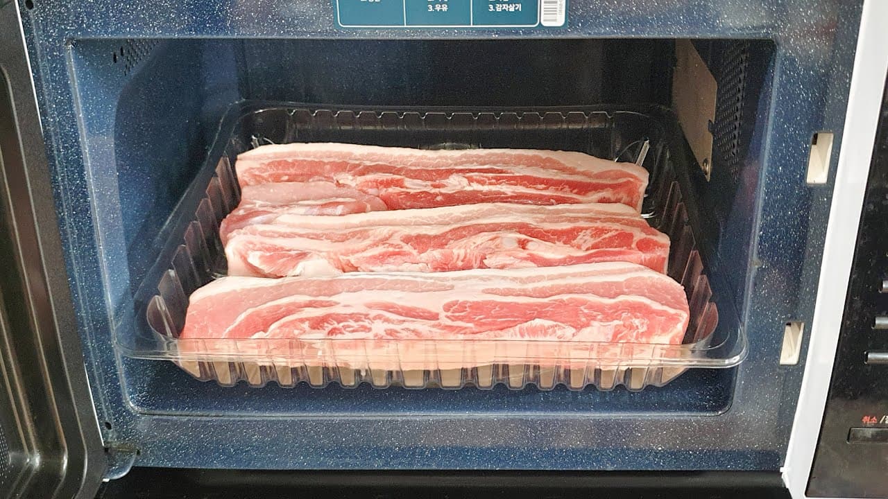 전자레인지 삼겹살 수육과 부추겉절이