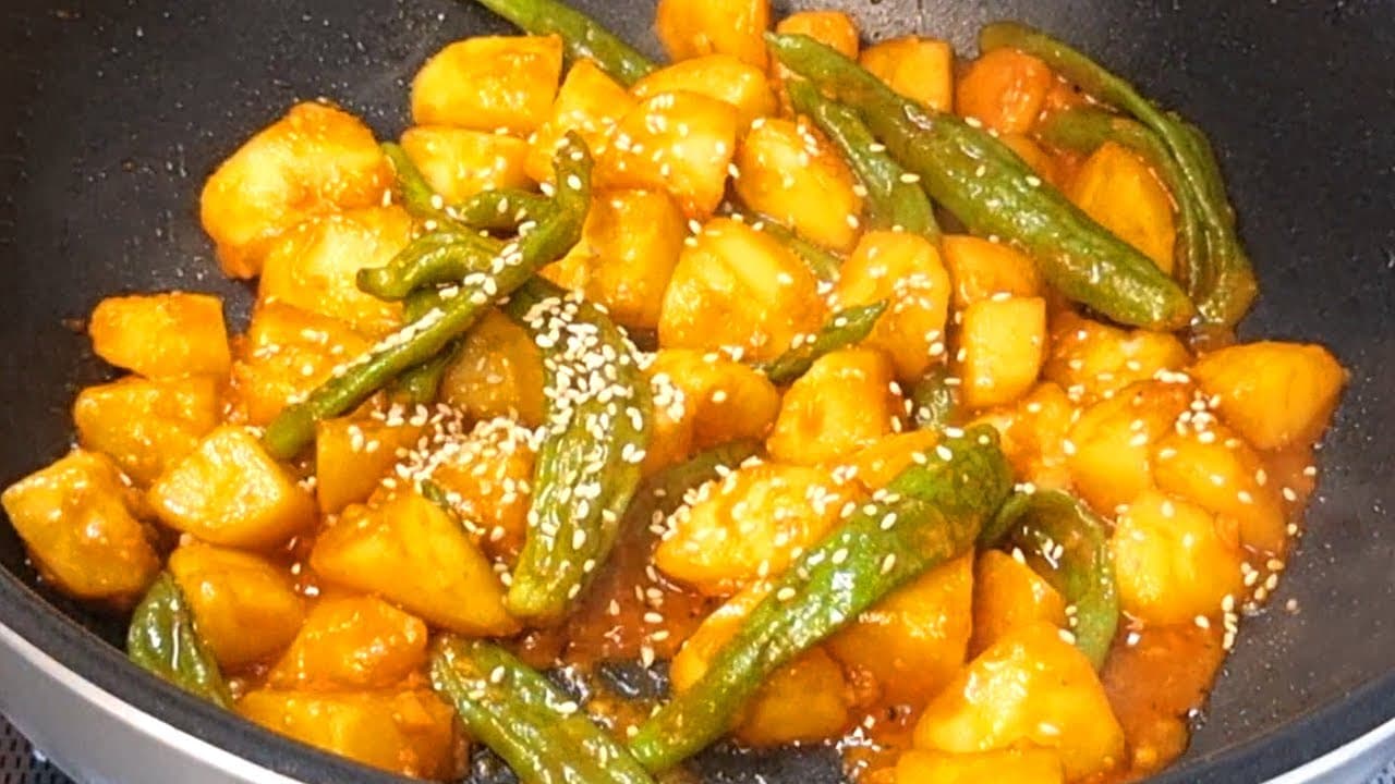 쫀득쫀득한 감자조림