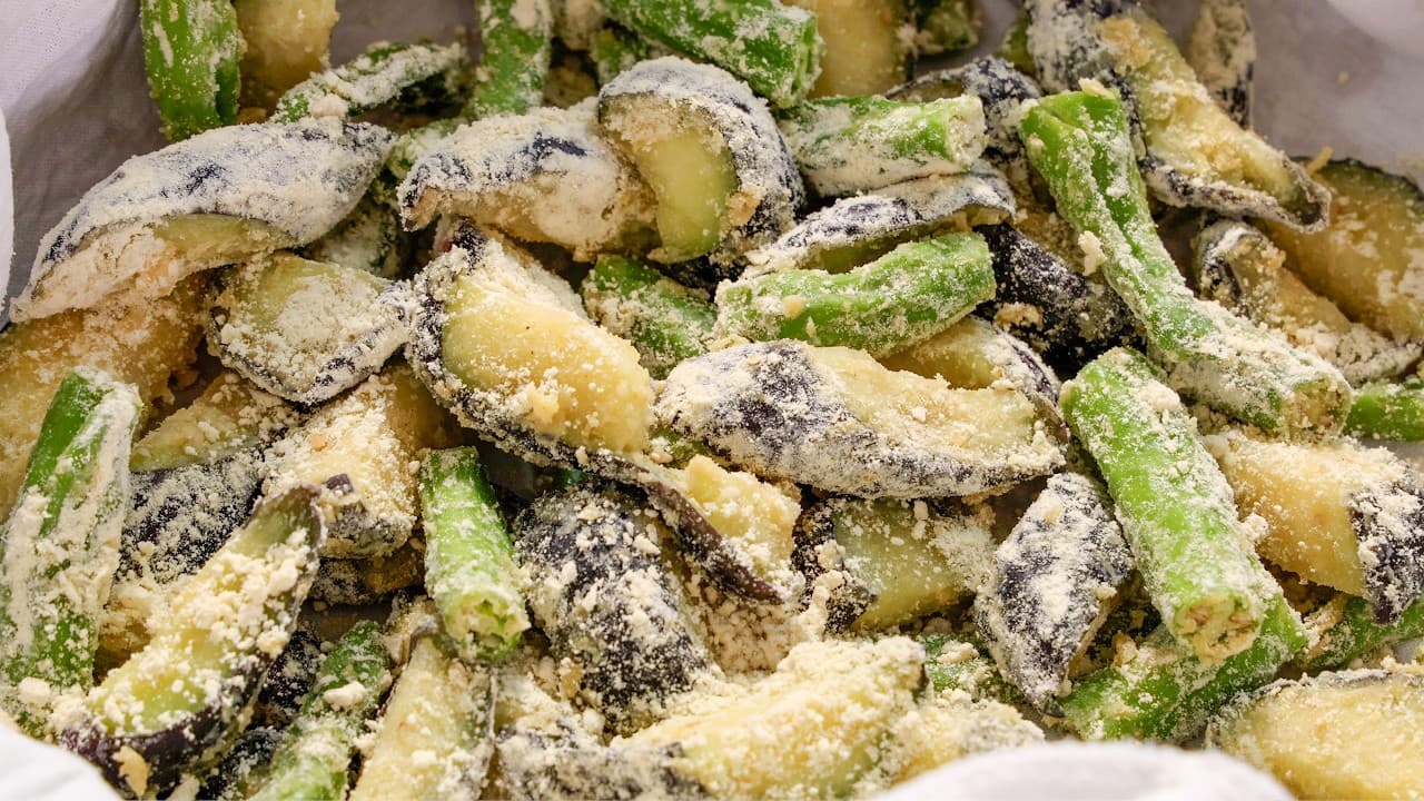 콩가루 가지찜무침