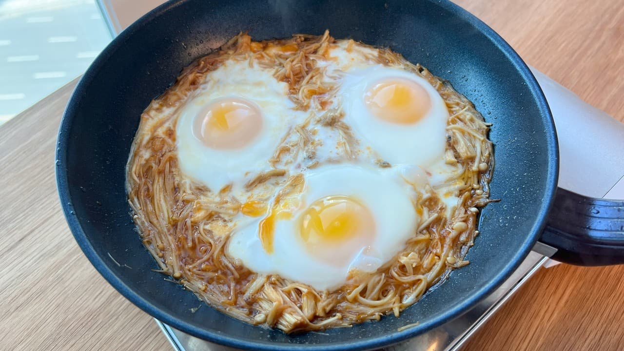 팽이버섯 계란 덮밥