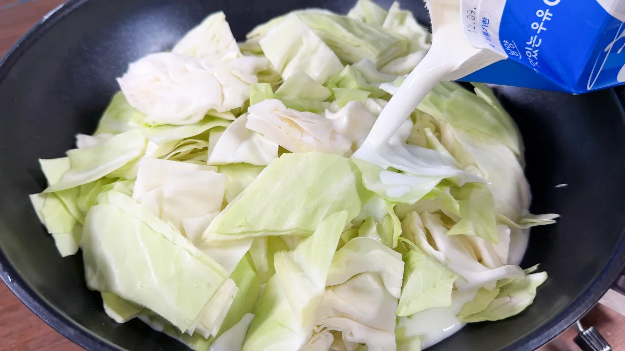 양배추 우유 찜과 양배추 주스