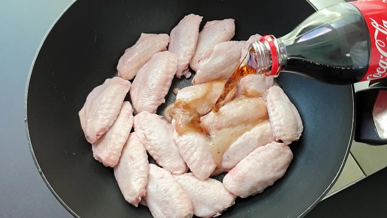 콜라 닭날개 조림