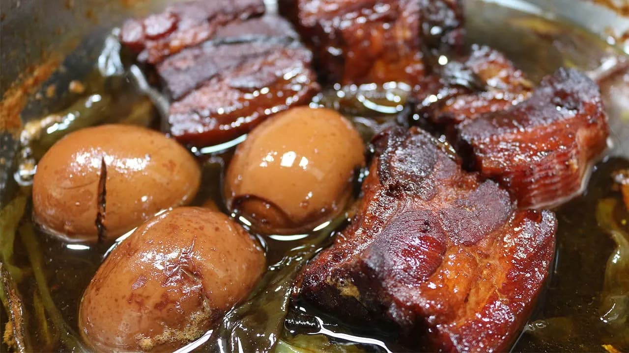 부타노카쿠니 (일본식 통삼겹살 장조림)