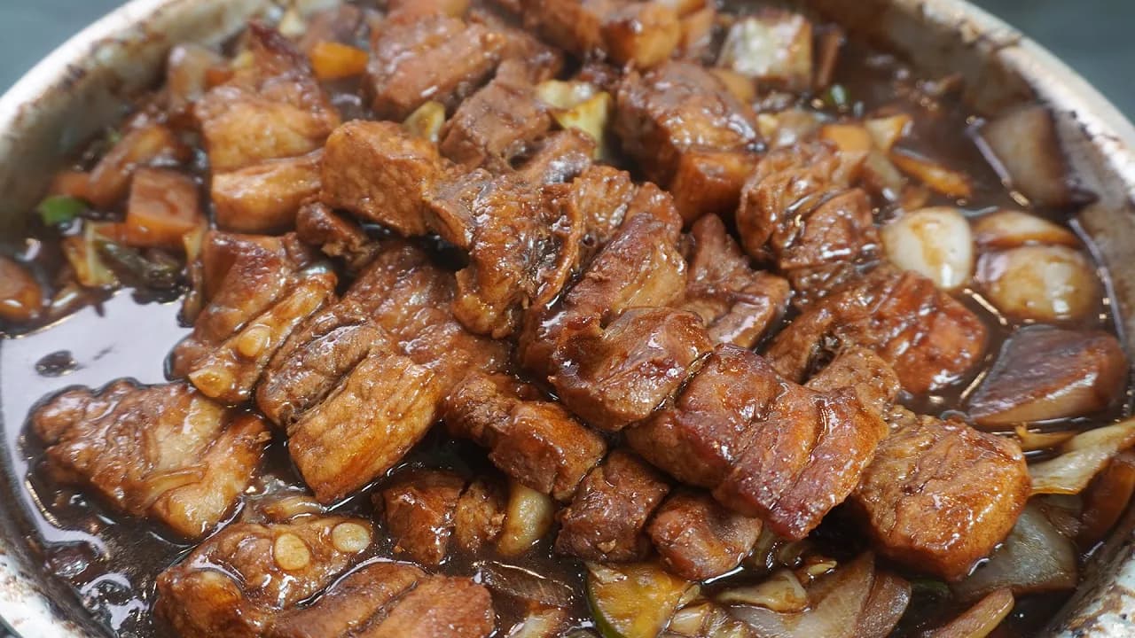 짜장 삼겹살 조림