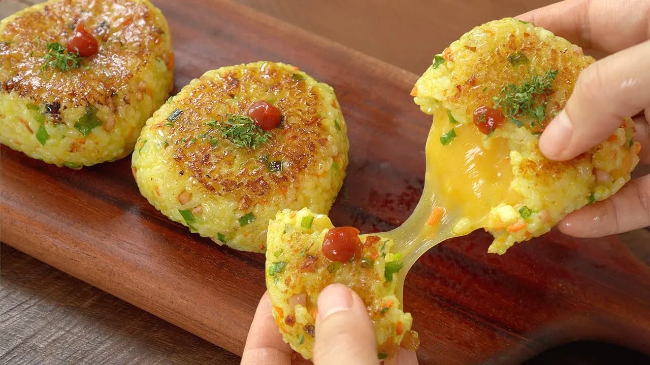 구운 치즈주먹밥 (야끼오니기리)