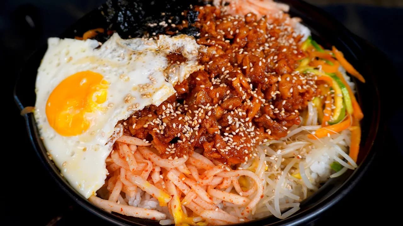 고추장 제육 돌솥 비빔밥