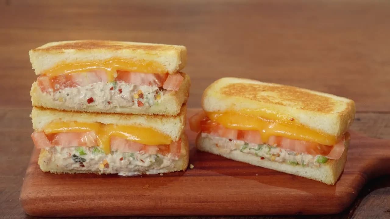 참치 멜트 토스트