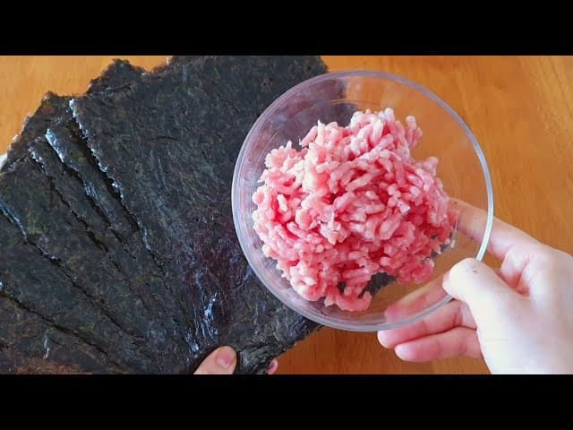 김 돼지고기 볶음밥