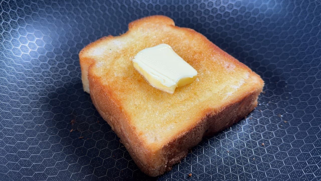 프라이팬 버터 치즈 토스트