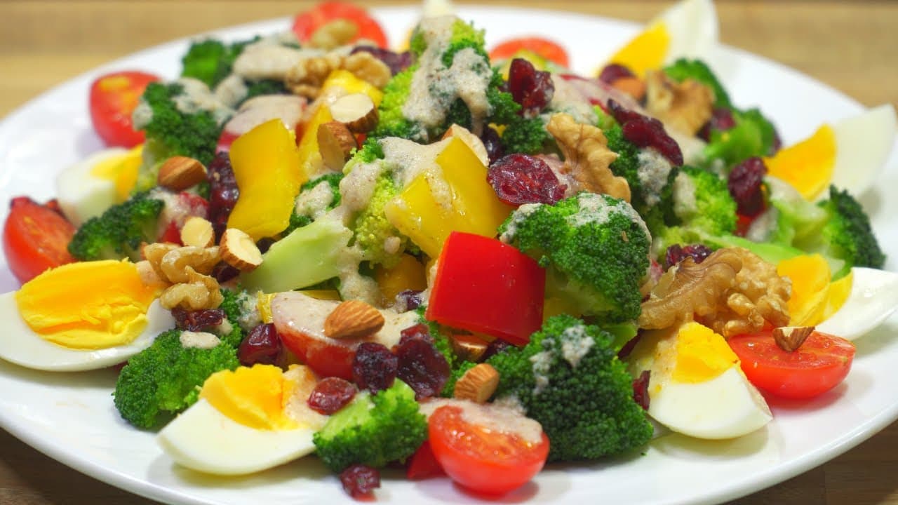 브로콜리 샐러드