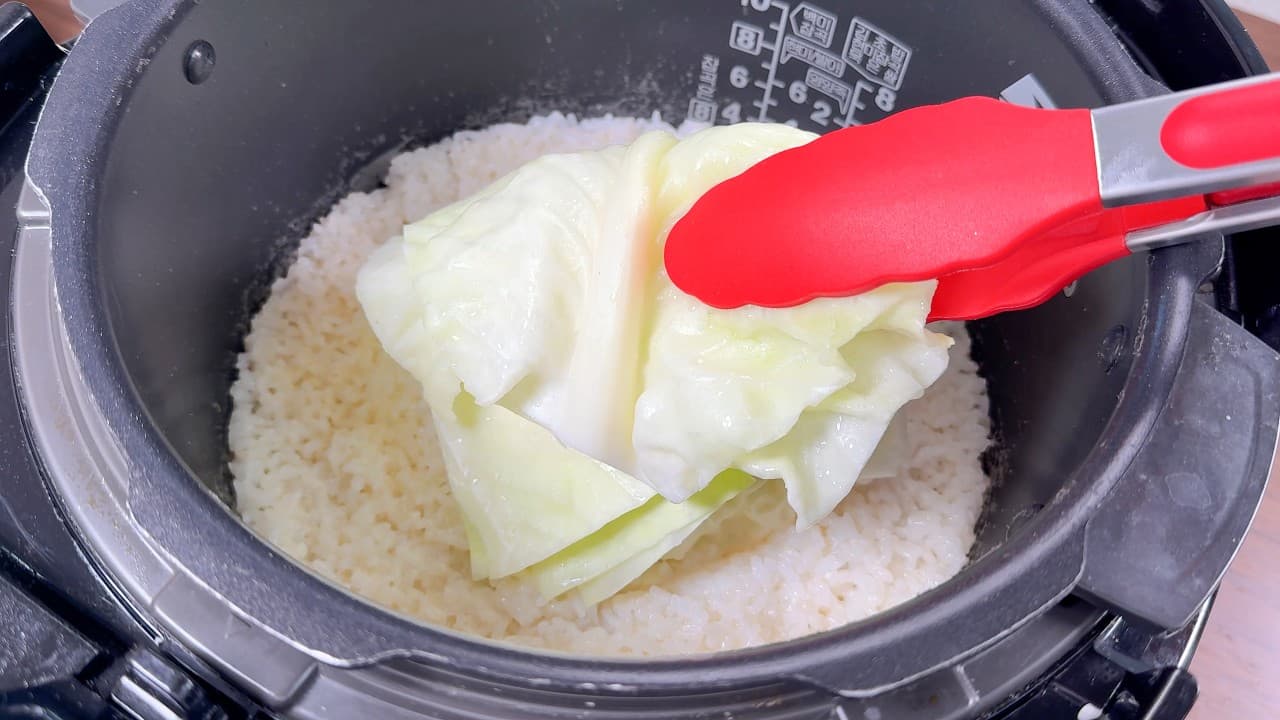 밥솥 양배추 찜과 양배추 비빔밥