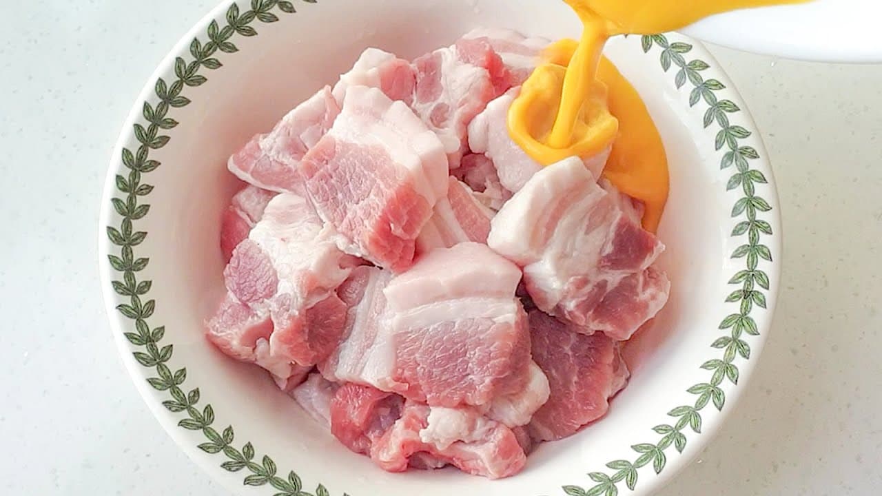 돼지고기 찹쌀 찜