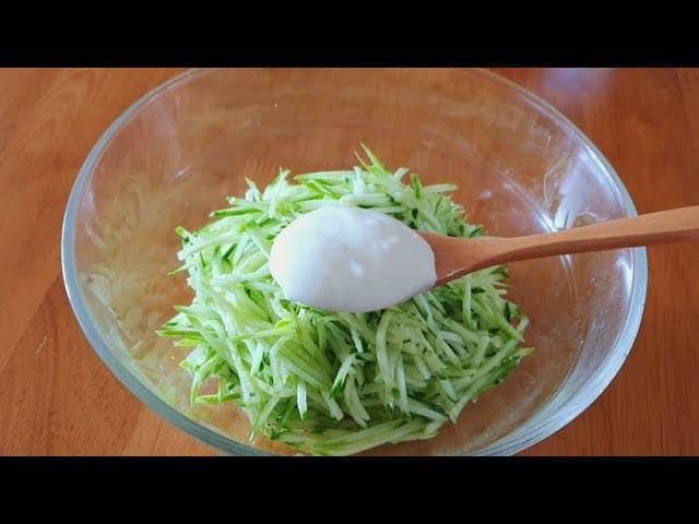 요거트 오이 샐러드